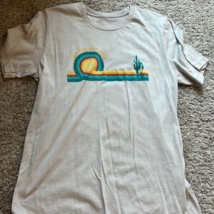 Chasing sunsets graphic tee☀️